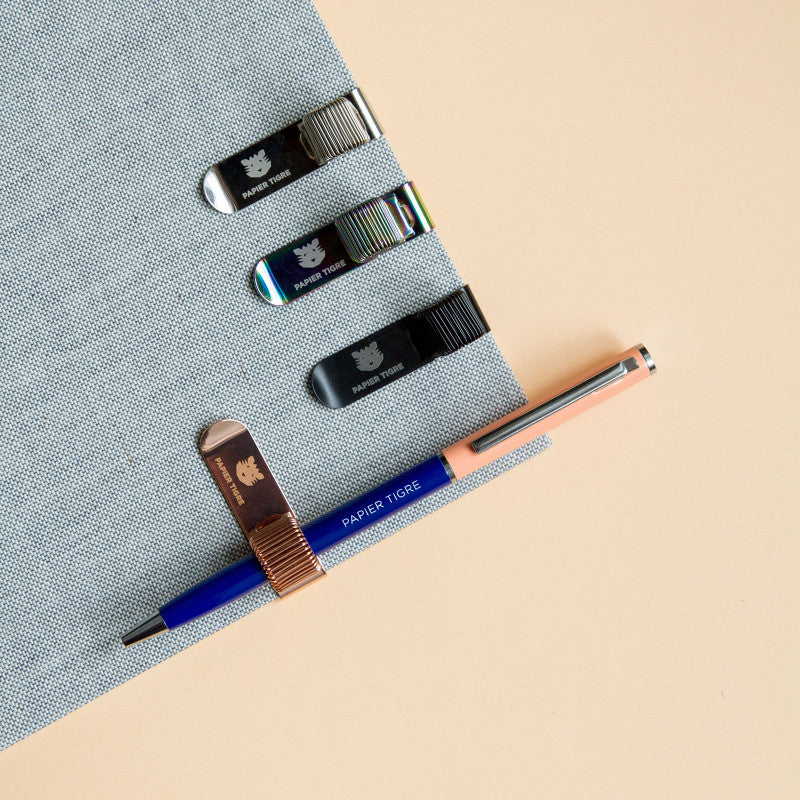 Paper Tigre pen holder
